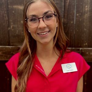 Meet your Posher, Lexi